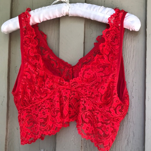 New! Red Lace Bralette - Picture 7 of 7